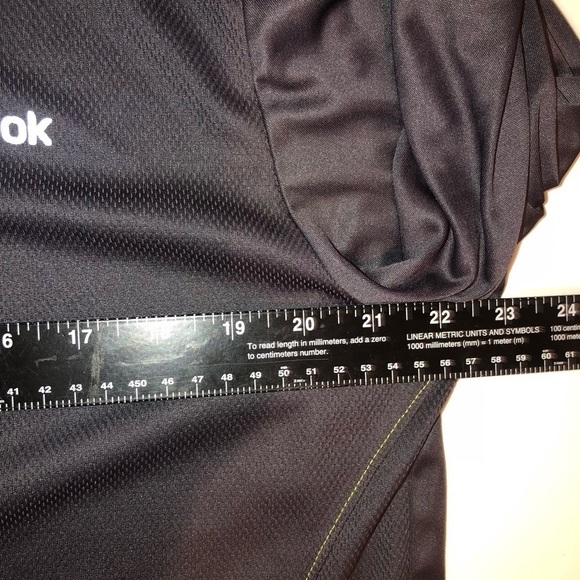 Reebok size large grey long sleeve climate control top like new - Picture 3 of 5